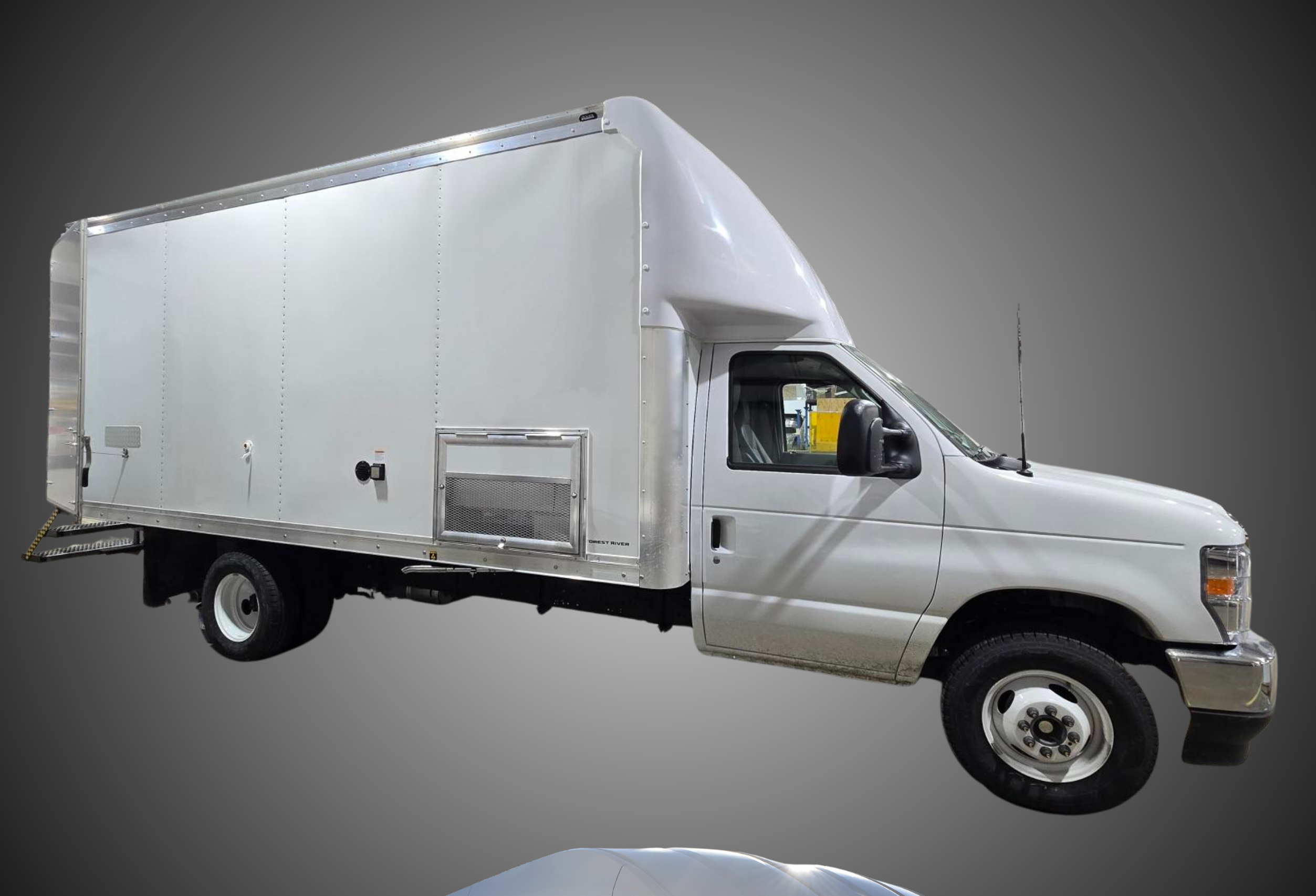 System Ready Trucks / SRT - E-450